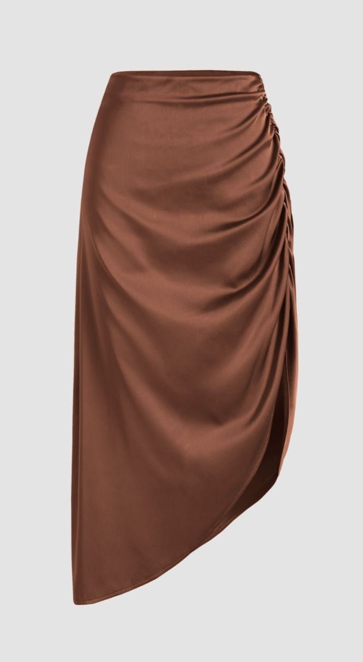 Corset Halter Top, Elegant Midi Skirt, Satin Skirt Outfit, Modest Dresses Fashion, Glamorous Outfits, Skirt Elegant, Effortlessly Chic Outfits, Classy Dress Outfits, Classy Casual Outfits