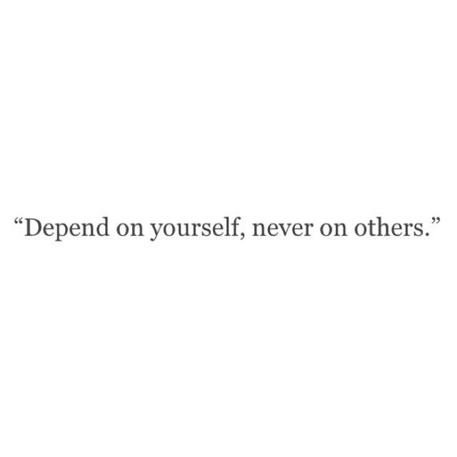 a white background with the words'defend yourself, never on others '