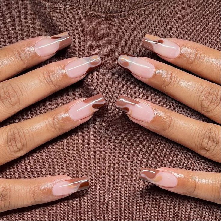 Medium Nails Inspiration, Nails On Black Women, Nails Black Women, Henna Inspo, Brown Acrylic Nails, Henna Nails, Nails Inspired, Dressing Ideas, Brown Acrylic