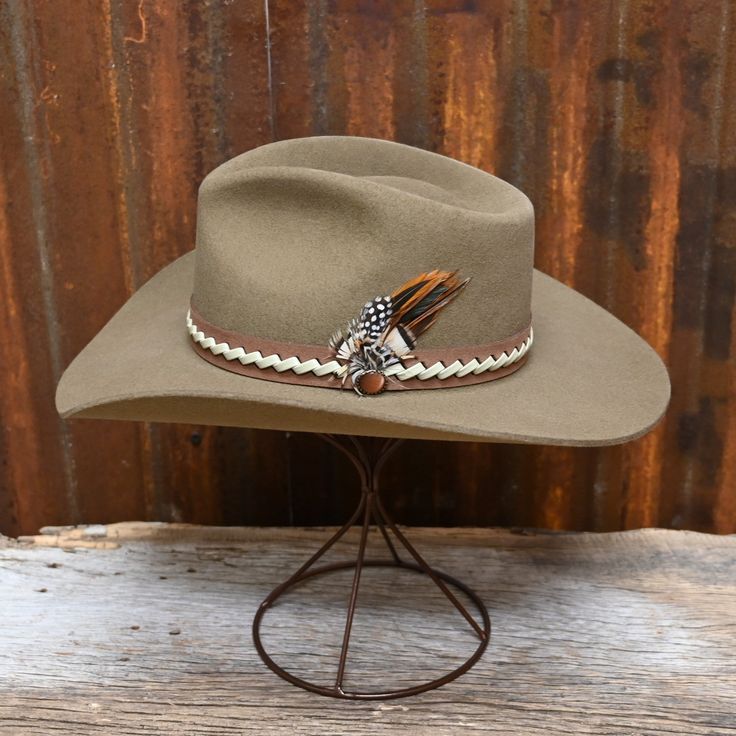 Hit the trails in style with the Charlie 1 Horse Road Runner in Pecan! This western-inspired hat is perfect for the adventurous soul and adds a touch of rustic charm to any outfit. With high-quality materials and expert craftsmanship, this hat will keep you looking and feeling great as you blaze your own trail. Additional Information: PLU: HTC-CWRDRN-4232F5 Brand: CHARLIE 1 HORSE Western Hats With Flat Brim For Ranch, Western Flat Brim Hat For Ranch, Western Style Flat Brim Hat For Ranch, Country Style Hat With Flat Brim For Ranch, Rustic Brown Hunting Hat, Country Style Flat Brim Hat For Ranch, Rustic Curved Brim Hunting Hat, Western Hats For Ranch, Western Short Brim Felt Hat For Country Events