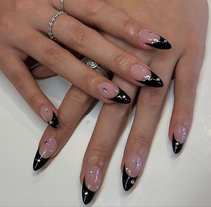 nail inspiration nail inspo nail board nail pins  cool nails pretty nails cool nail inspo manicure manicures nail salon acrylic gel polish Kutek Disney, Unghie Sfumate, Black Acrylic Nails, Grunge Nails, Almond Acrylic Nails, Soft Nails, Sparkle Nails, Design Nail, Prom Nails