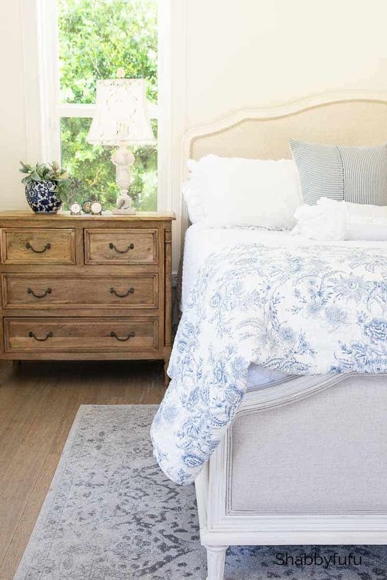 10 French Country Bedroom Ideas to Sleep in Luxury French Country Style Bedroom, French Cottage Bedroom, French Country Decorating Ideas, French Country Decorating Bedroom, French Style Chairs, Country Decorating Ideas, Country Bedroom Decor, French Style Bed, Country Style Bedroom