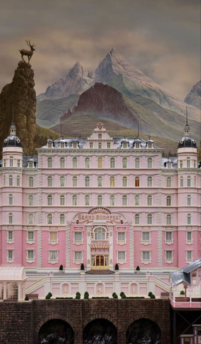 the grand budapest hotel is shown in this movie poster