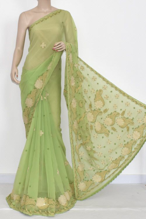 Thewa Jewellery, Lucknowi Chikankari Saree, Saree Pic, 50 Blouse Designs, Chikankari Saree, Saree Work, Pista Green, New Saree Designs, Saree Blouse Neck Designs