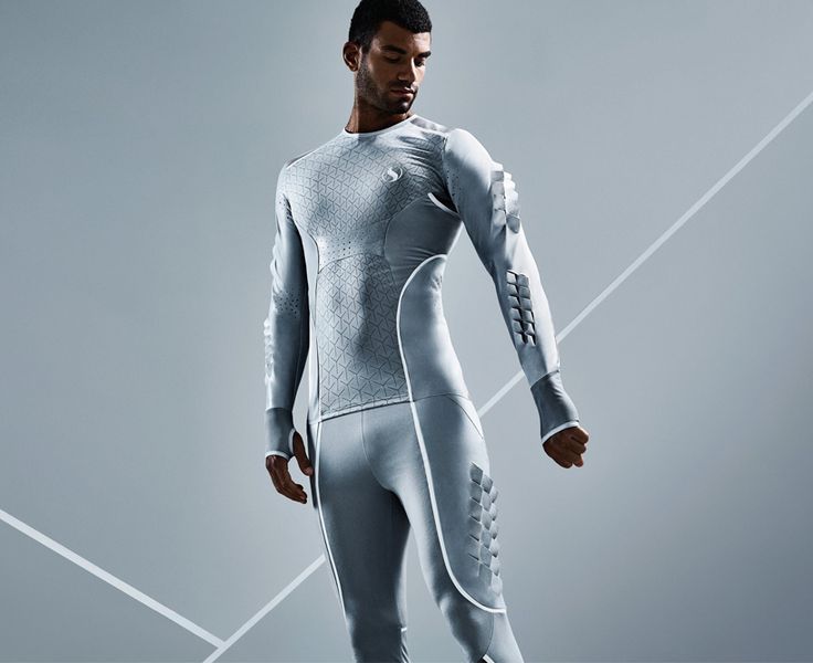 SKYN condom material used by dutch designer pauline van dongen to create long jump suit Futurism Fashion, Lycra Men, Long Jump, Smart Outfit, Futuristic Fashion, Mens Workout Clothes, Men Style Tips, Future Fashion, Sports Suit