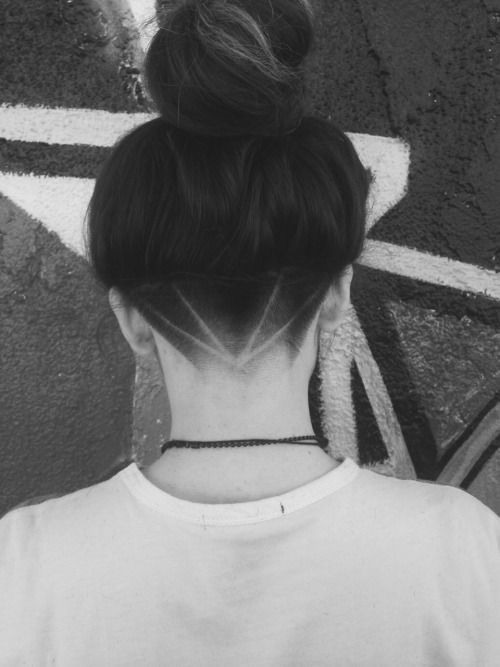 Undercut Hair Designs, Undercut Hairstyles Women, Undercut Long Hair, Undercut Designs, Shaved Hair Designs, Undercut Women, Edgy Pixie, Hair Tattoos, Pixie Haircuts