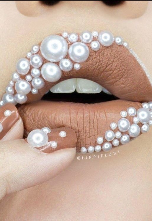 # Pearl Lips & Nails Lip Art Makeup, Drag Make-up, Lipstick Art, Lip Designs, Lip Art, Beautiful Lips, Lipstick Makeup, Lip Stain, Creative Makeup