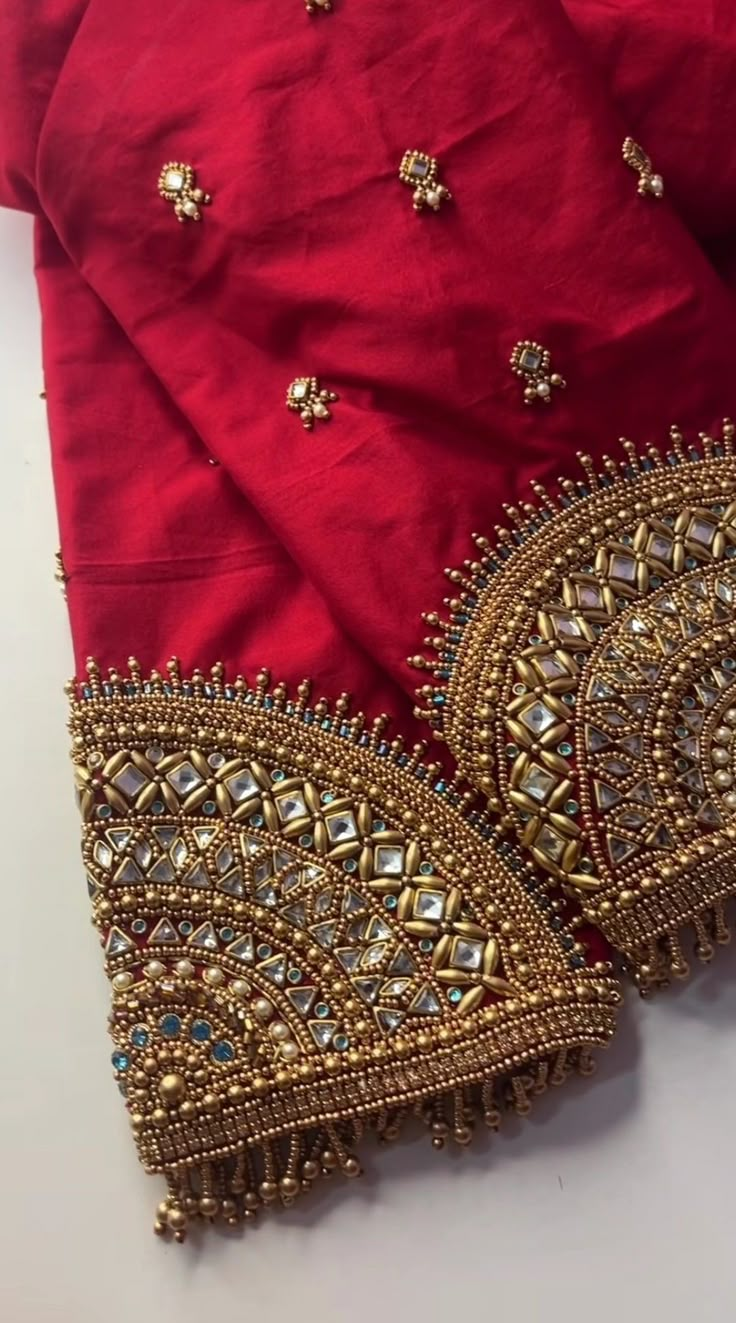 Temple Embroidery Blouse, Wedding Blouse Hand Designs, Aari Work For Red Blouse, Bridal Blouse Maggam Work Designs Latest, Bridal Aari Blouse Designs Latest, Simple Blouse Embroidery Designs Silk, Zardosi Aari Work Blouse, Red Blouse Aari Work Designs, Red Aari Work Blouse