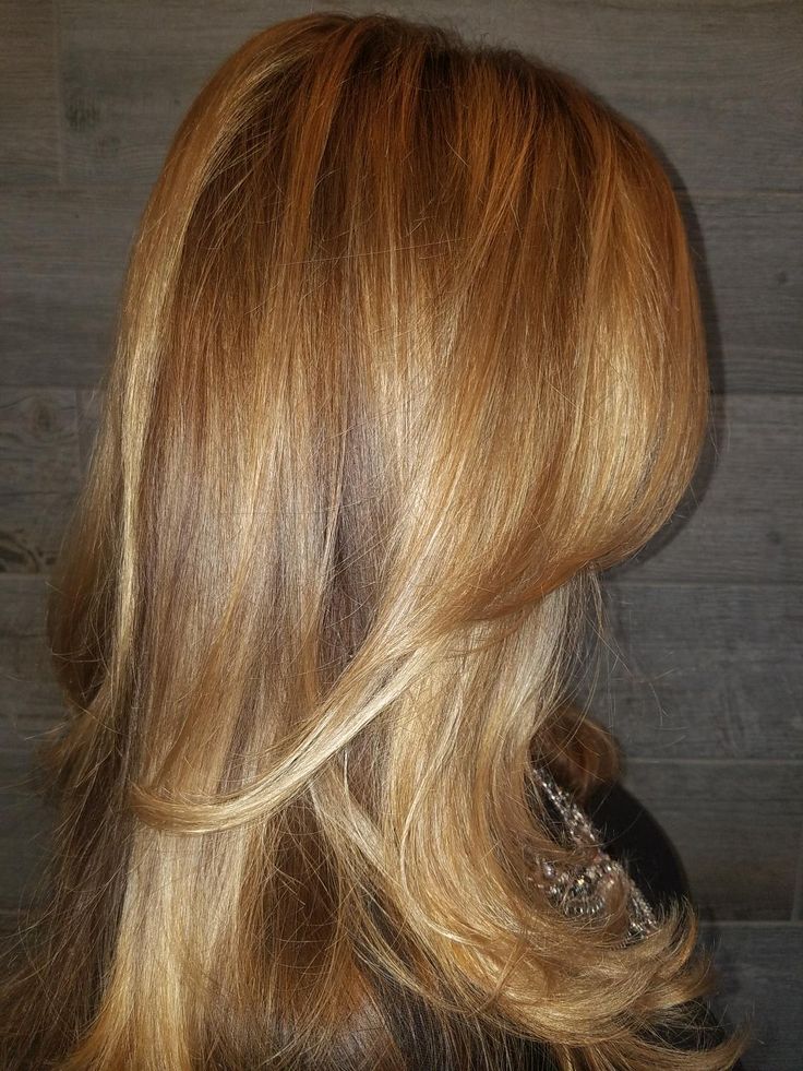 Blonde Auburn Lowlights, Honey Blonde Highlights On Red Hair, Light Golden Auburn Hair, Golden Blonde Hair Shadow Root, Copper Hair To Blonde, Light Brown With Ginger Highlights, Blonde With Reddish Brown Lowlights, Copper Streaks In Blonde Hair, Copper Blonde With Highlights