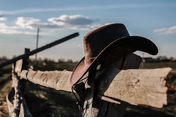 The cowboy hat was born of the hats worn by Spanish vaqueros, but John B Stetson gave it the form we know and love today. Stetson Cowboy Hats, Ranch Cowboy, Modern Cowboy, Coffee Club, Bowler Hat, John B, The First Americans, Country Music Singers, Fancy Hats