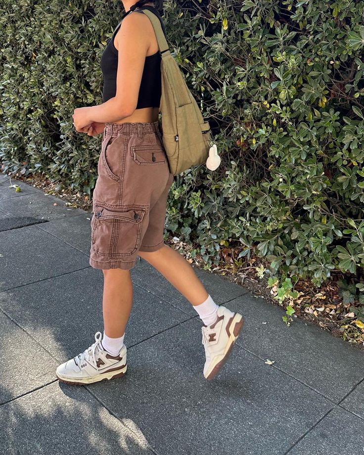 Women’s Cargo Shorts Outfit, Green Nb 550 Outfit, Women Cargo Shorts Outfit, Summer Outfits Cargo Shorts, Green Cargo Shorts Outfits Women, New Balance 550 Aime Leon Dore, New Balance 550 Outfit Black Woman, Cargo Shorts Outfits Women Summer, 550s Outfit