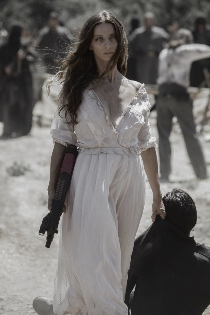 Westworld Aesthetic, Westworld Costume, John Gallagher Jr, Westworld Season 2, Dolores Abernathy, Westworld Hbo, Angela Sarafyan, Luke Hemsworth, Cowboys And Angels