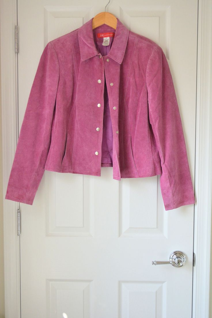 Vintage Anne Klein Pink suede jacket Beautiful color and quality Size 14 Measurements: 17" shoulder to shoulder 20" pit to pit 19" waist 24" arm length All vintage items have some weart to them but any noticeable flaws will be noted. Pink Suede Jacket, Rose Belle, Collared Jacket, Rose Vintage, Pink Suede, Suede Jacket, Anne Klein, Vintage 90s, Vintage Items