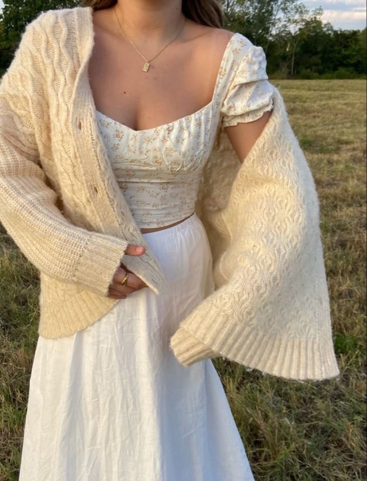 Cottagecore Outfits, White Outfit, Feminine Outfit, Look Vintage, Outfit Inspo Fall, Girly Outfits, Mode Inspiration, Spring Summer Outfits, Outfits Casuales