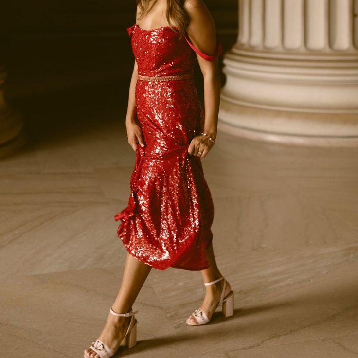 Stunning Markarian Red Sequin Midi Dress! This Was An Exclusive Style For Moda Operandi And Sold Out! Excellent Conditions, Worn For Engagement Photos And One Other Formal Event And Dry Cleaned Concealed Zip Fastening Along Back Composition: 100% Viscose; Lining: 100% Silk Dry Clean Reasonable Offers Welcome. Lowball Offers Will Be Declined. Sequin Midi Dress, Red Sequin, Moda Operandi, Formal Event, Engagement Photos, Sequin, Size 2, Midi Dress, Composition