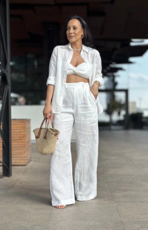 Maldives Outfit Ideas Beach Styles, Cabo San Lucas Outfits Summer, All White Beach Party Outfit, Safari Outfit Women, Boho Clothing Brands, Modest Street Fashion, Dresses Straight, Mexico Vacation Outfits, Outfit Elegantes