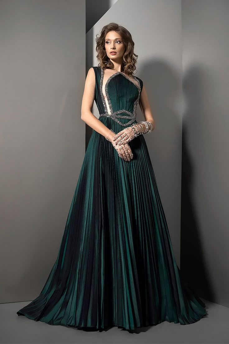 Mideval Dress, Ziad Nakad, Fantasy Dresses, Sleeveless Gown, Fantasy Gowns, فستان سهرة, Fairytale Dress, Fantasy Dress, Gowns With Sleeves