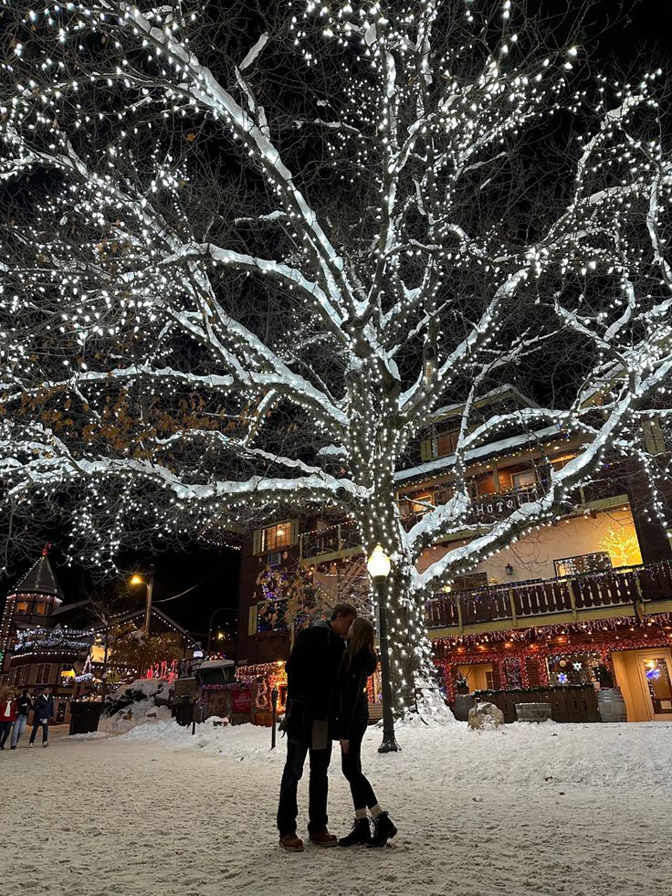 Christmas couple. Christmas tree. Christmas lights. Snow. Leavenworth. Christmas things. Travel. Holiday travel. Christmas town. Couple things. Kiss In Snow, Christmas Romcom Aesthetic, Christmas Couple Activities, Romantic Christmas Aesthetic, Christmas Romance Aesthetic, Christmas Relationship Aesthetic, Christmas Lights Date, Kissing In The Snow, Christmas Couple Aesthetic