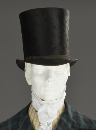 Top hat c. 1832 is a tall, flat brimmed hat primarily worn from the late 18th century to the middle of the 20th century. Goth Corsets, 19th Century Men, 1830s Fashion, Historical Hats, Cloche Hats, Fashion Goth, Romantic Period, Philip Treacy, John Brown