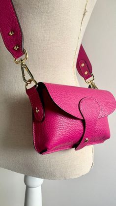 Pink Leather Shoulder Bag With Mobile Phone Pocket, Pink Leather Shoulder Bag With Mobile Phone Holder, Everyday Leather Belt Bag With Detachable Handle, Leather Belt Bag With Detachable Handle For Everyday Use, Chic Leather Bag For Everyday, Elegant Leather Belt Bag With Mobile Phone Holder, Elegant Leather Belt Bag With Phone Pocket, Elegant Leather Belt Bag For Mobile Phone, Elegant Soft Leather Satchel Belt Bag