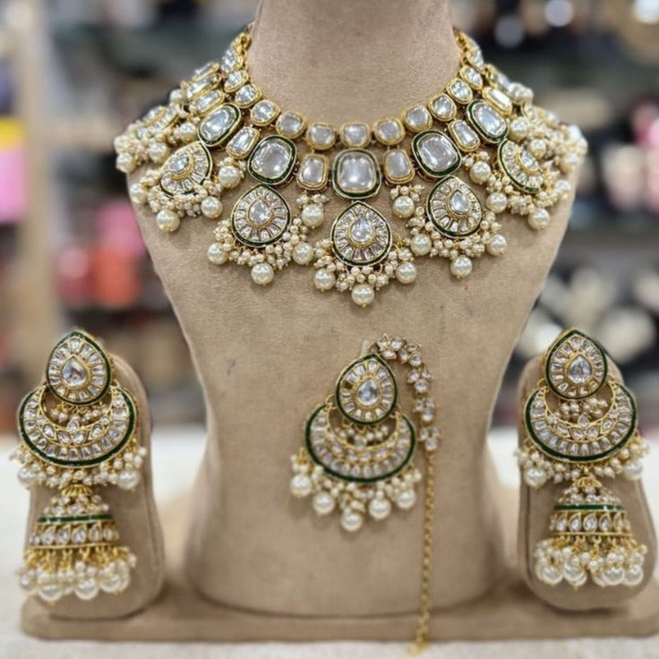 Necklace Set Indian Bridal Jewelry, Kundan Choker Necklace, Wedding Jewelry Sets Bridal Jewellery, Kundan Jewellery Bridal, Indian Wedding Jewelry Sets, Kundan Jewellery Set, Fancy Jewelry Necklace, Necklace Set Indian, Kundan Choker