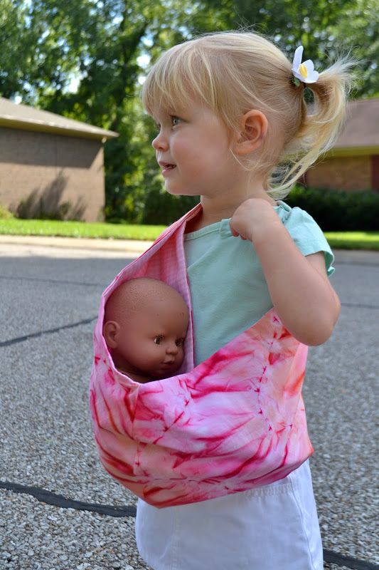 Baby Doll Carrier, Diy Sy, Doll Carrier, Diy Bebe, Kids Sewing, Sew Ins, Pouch Pattern, Baby Doll Clothes, Bitty Baby