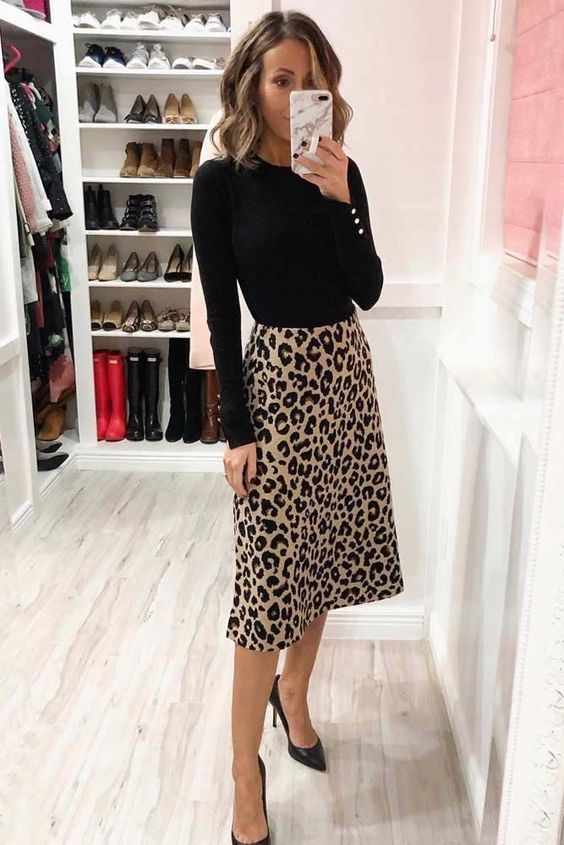 Sunday Best Outfit, Trendy Business Casual, Rock Outfit, Leopard Print Skirt, Leopard Skirt, Office Outfits Women, Business Casual Outfits For Women, Summer Work Outfits, Professional Attire