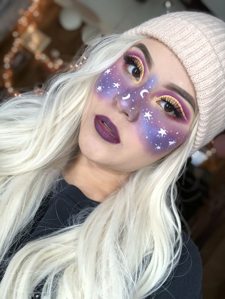 Galaxy makeup 🌌 Astronaut Makeup, Galaxy Makeup Looks, Planet Makeup, Cosmic Makeup, Halloweenský Makeup, Space Makeup, Galaxy Makeup, Cute Halloween Makeup, Face Art Makeup