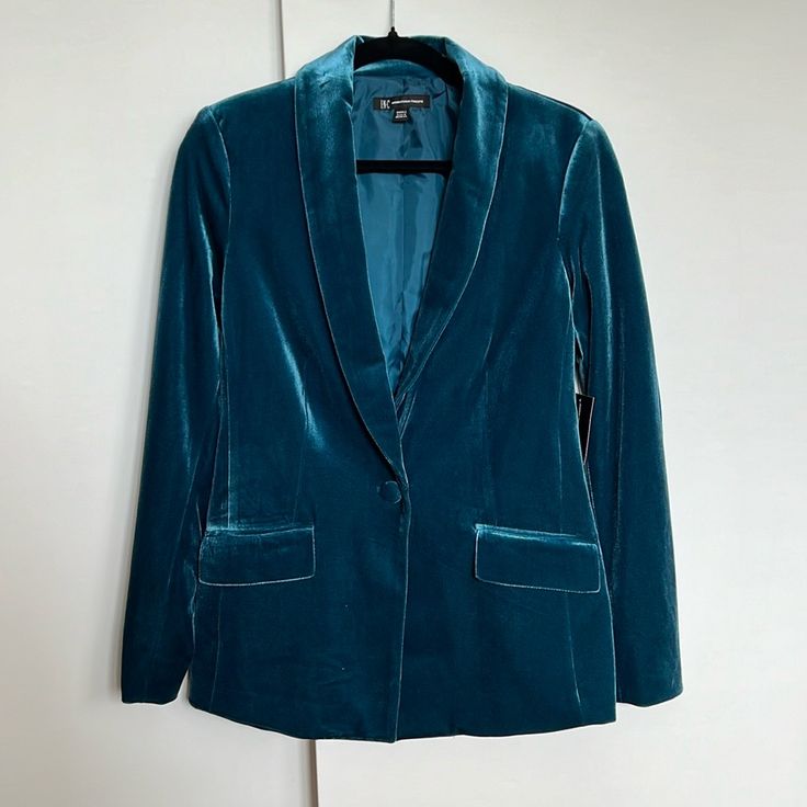 Brand New Teal Velvet Blazer By Inc. It’s On The Thinner Side, So You Can Wear It Most Time Of Year. I Bought A Few Different Sizes And Forgot To Return Them In Time Approx. Measurements Laying Flat For The Small: Bust: 17.5” Waist: 16.5” Length: 27” Teal Velvet, Velvet Blazer, Inc International Concepts, Small Bust, In Time, Blazer Suit, Suit Jacket, Blue Green, Jackets & Coats