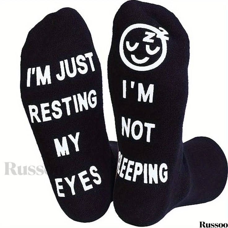 Russoo - Novelty Dad Socks: Humorous IM Not Sleeping Design - Perfect Gift for Christmas, Birthdays, or Fathers Day Presents For Dad Birthday, Funny Christmas Presents, Christmas Presents For Dad, 45th Birthday Gifts, First Time Dad Gifts, Dad Socks, Christian Christmas Gift, Not Sleeping, Birthday Gifts For Men