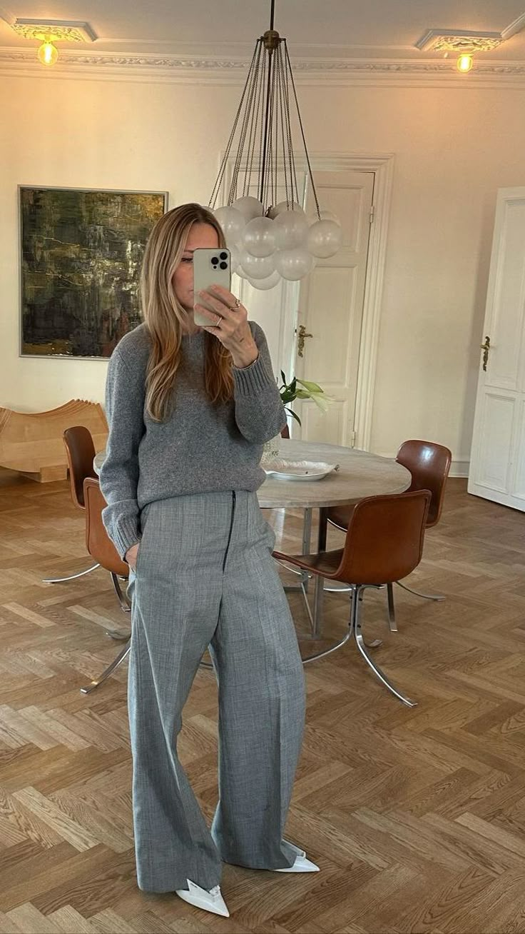 Mono Chrome Outfits, Monochrome Work Outfit, Grey Wool Pants Outfit, Outfits With Gray Pants, Grey Work Pants Outfit, Grey And Khaki Outfit, Gray Outfit Aesthetic, Winter Corporate Fashion, Old Money Work Outfits