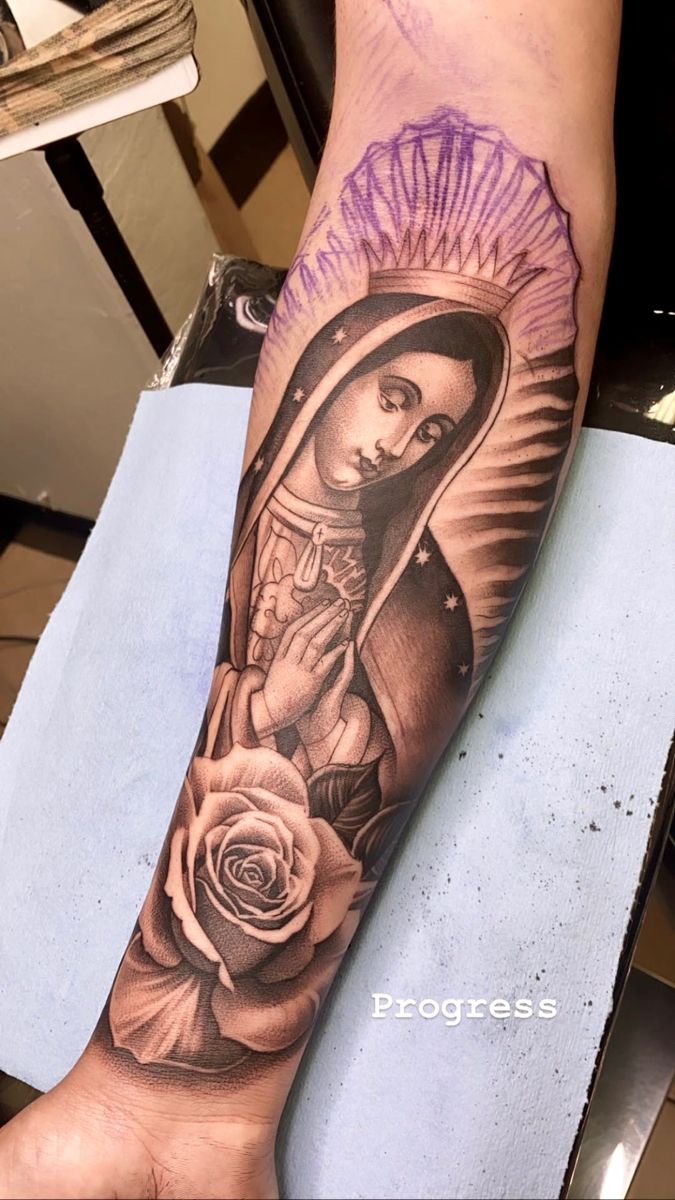 Virgin Mary Sleeve Tattoos Men, Our Lady Of Guadalupe Tattoo Sleeve, Virgin Mary With Roses Tattoo, Rose Mary Tattoo, Virgin Mary Arm Tattoo, Virgencita Tattoo Women, Virgin Guadalupe Tattoo, Virgin Mary Back Tattoo Women, Latin Artwork