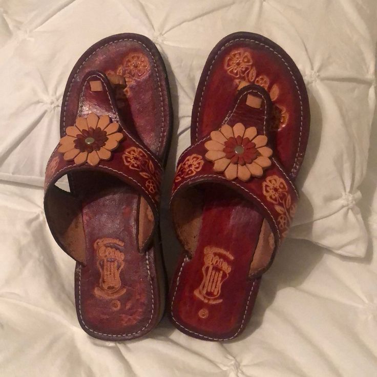 Handmade 2inch Leather Sandals Made In Mexico Design : Floral Engraved Size: 3 Color: Red/Brown **Never Worn _no Damages ++ Excellent Condition Top Rated Seller | Fast Shipper Earthy Aesthetic Shoes, Earthy Shoes, European Sandals, Hippie Shoe, Mexico Shoes, Hippie Shoes, Hippie Sandals, Mexico Design, Boho Shoes