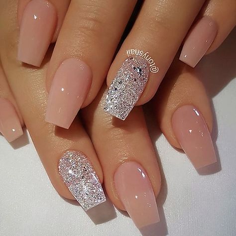 Natural Acrylic Nails, Nails With Glitter, Short Coffin Nails, Silver Nails, Coffin Nails Designs, Pretty Acrylic Nails, Short Acrylic Nails, Best Acrylic Nails, Gorgeous Nails