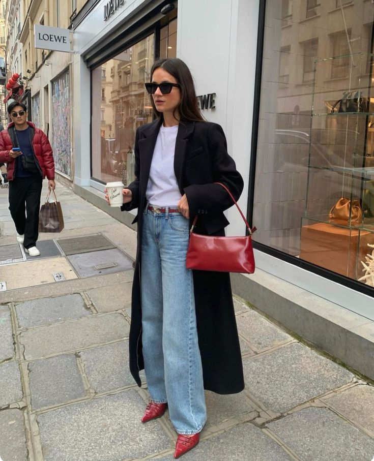 Red Heels Outfit, Red Shoes Outfit, Friday Outfit, Pop Of Red, Work Fits, Looks Street Style, Slingbacks, Winter Fits, Autumn Outfit