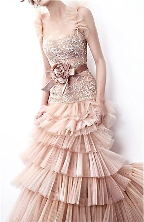 Gorgeous blush wedding gown by Zuhair Murad. Zuhair Murad, Couture Gowns, Gorgeous Gowns, Looks Vintage, Beautiful Gowns, Dream Dress, Gorgeous Dresses, Pretty Dresses, Beautiful Outfits