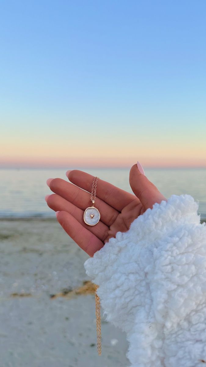 #coconutgirl #aesthetic #summervibes #beachjewelry #beachaccessories #necklace #goldjewelry #pinterestinspired #pinterestaesthetic #luckygirlsyndrome #coastaljewelry #summerjewelry #sunsetchaser #beachgirl #kulanikinis #surferjewelry #smalljewelrybusiness #beachaesthetic #charmnecklace #cali #cleangirlaesthetic #jewelrydesigner #minimalisticjewelry #simplejewelry #thatgirlaesthetic #ocean #beachy #coastal #hawaii #florida #cali #seashell #boho #preppy #tropical #heartnecklace Dainty Beach Jewelry, Coastal Granddaughter Accessories, Seashell Pendant Necklace, Cute Preppy Jewelry, Ocean Aesthetic Jewelry, Ocean Jewelry Aesthetic, Coastal Granddaughter Jewelry, Beachy Jewelry Aesthetic, Coastal Necklaces