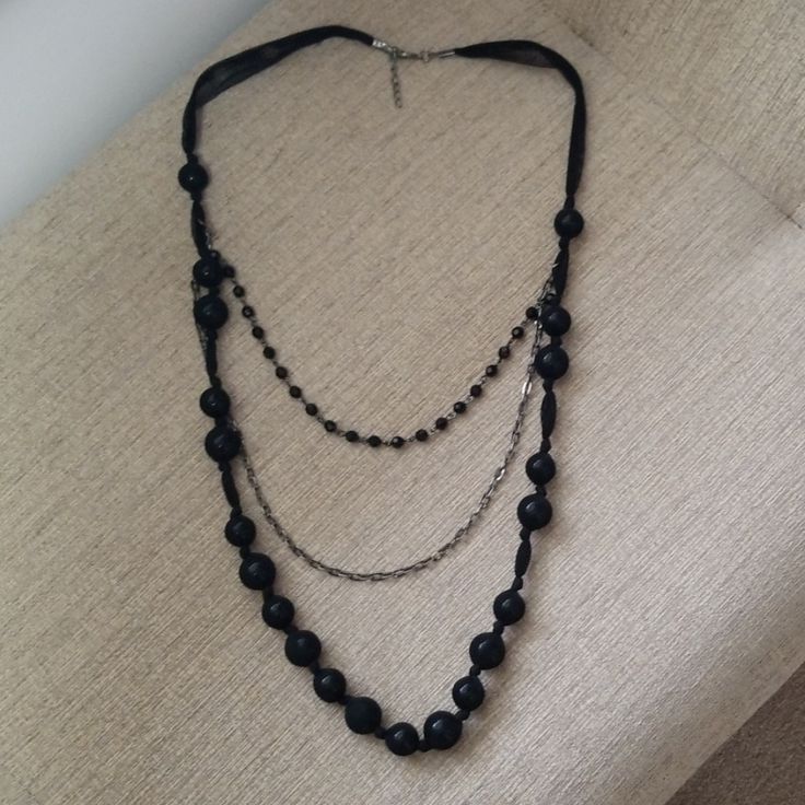 Never Worn. Beautiful 3 Layered Link Necklace. Smoke Free Home Black Necklace, Link Necklace, Womens Jewelry Necklace, Diy Jewelry, Jewelry Necklaces, Women Jewelry, Necklaces, Women Shopping, Black