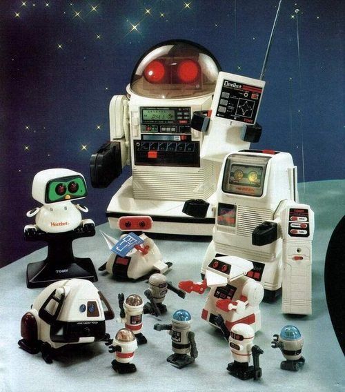 80s-90s-nostalgia-7 80’s Toys, Toy Robot, 3d Inspiration, Japanese Robot, 1980s Toys, Vintage Robots, Retro Robot, I Robot, Cool Robots