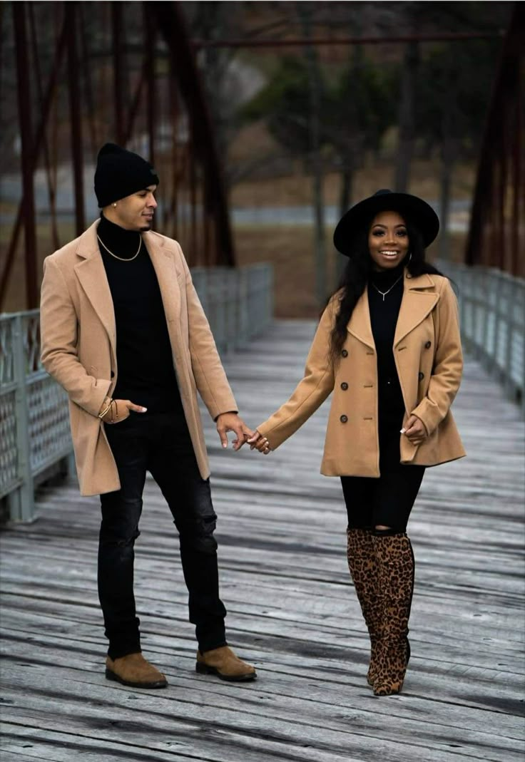 Thanksgiving Photoshoot Couples, Holiday Couple Photoshoot, Matching Couple Outfits Winter, Mens Christmas Outfit Formal, Black Couples Matching Outfits Winter, Black Couple Photoshoot Ideas, Couples Attire, Fall Couple Outfits, Anniversary Pics