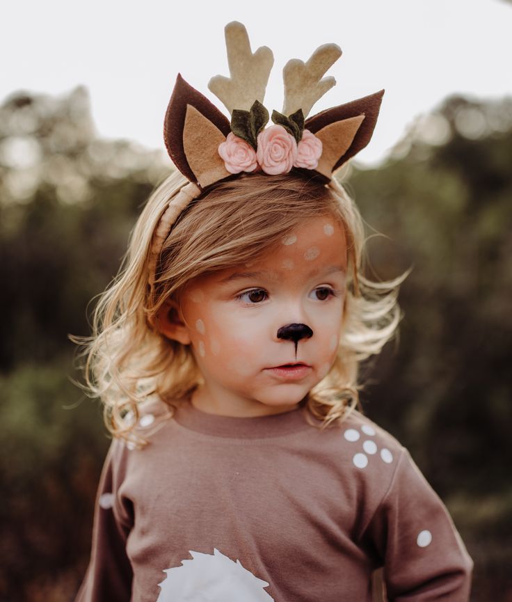 Baby Deer Costume Girl, Toddler Deer Hunter Costume, Diy Deer Headband, Girl Deer Costume, Deer Costume Headband, Diy Deer Ears Headband, Deer Costume Diy, Deer Costume For Kids, Deer Costume Makeup