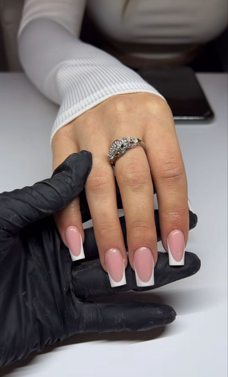 Type Of Nails, French Tips Nails, Nails French Tips, Tips Nails, Stile Hijab, Girly Acrylic Nails, Men Love, French Tip Acrylic Nails, Basic Nails