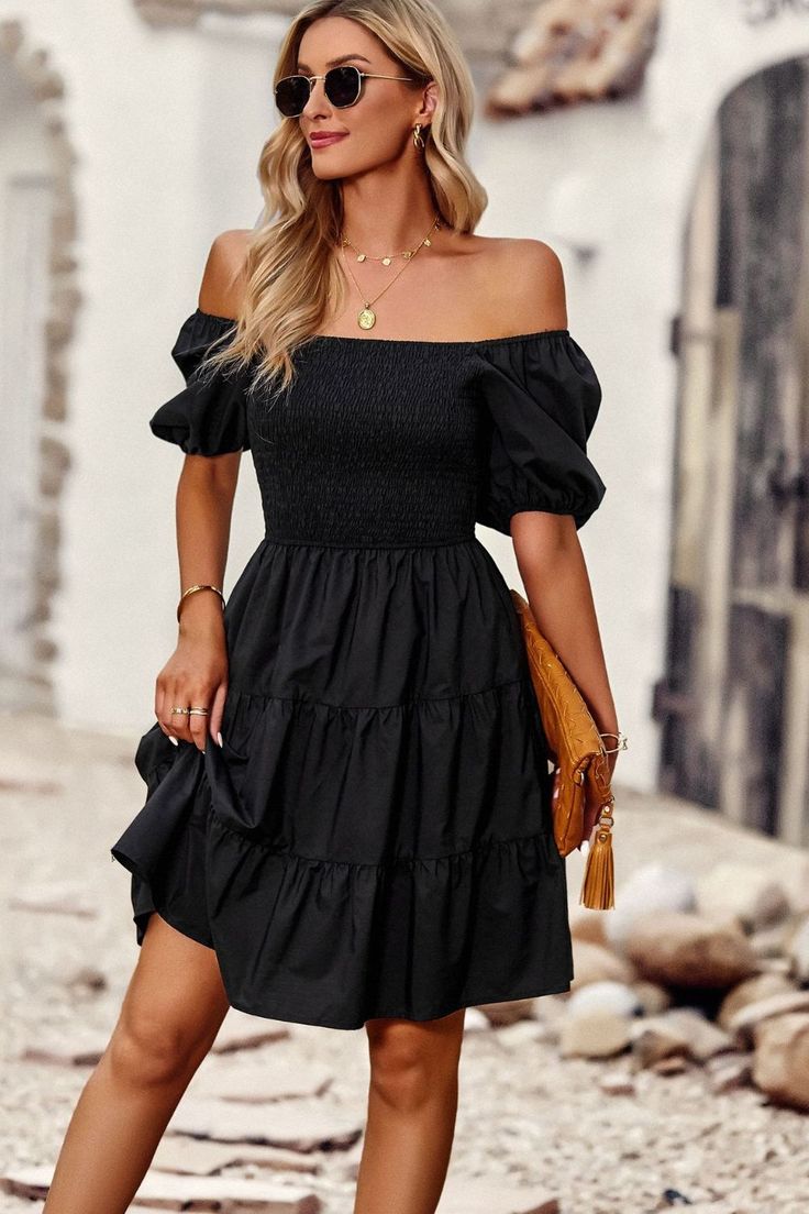 Fashion 2024, Dress With Cardigan, Style Chic, Balloon Sleeves, Black Midi Dress, Holiday Dresses, Sleeve Type, Long Tops, Square Neck