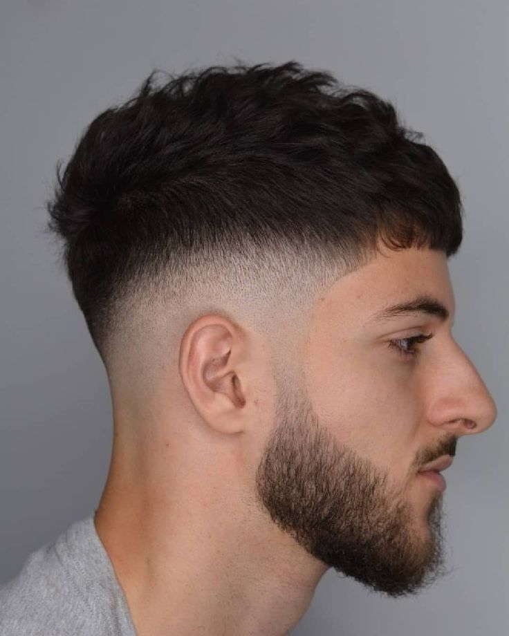 Side Fade Short Haircut Men, Short On Sides Long On Top Men Haircuts, Mens Side Fade Haircut, Fade Side Haircut, Side Parted Undercut, Side Faded Hairstyle Men, Men Haircut Fade Long On Top, Side Fade Haircut Men Medium Long, Side Fade Haircut Men