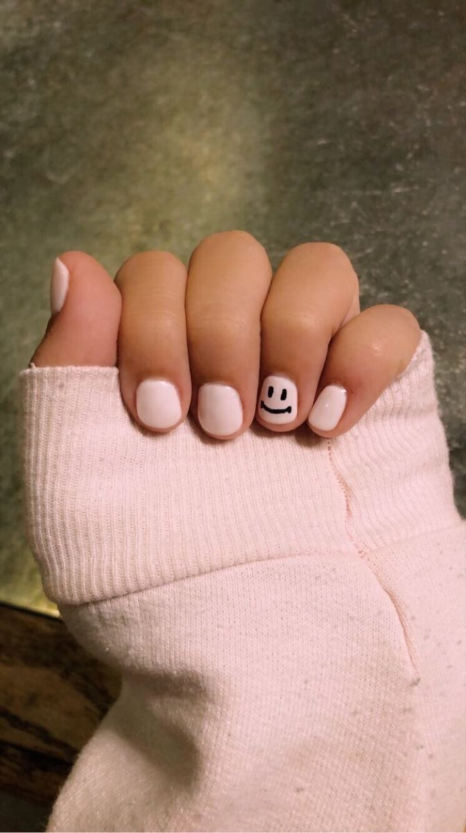 Cute Short Gel Nails Simple One Color, Kids Nail Designs Simple Cute, Little Kids Nail Designs Girls Easy, Nails 10 Year, Nail Ideas For Little Kids, Cute Nails Easy Simple, Kids Nails Cute Simple Short, Nail Ideas For Kids Cute, Nails Short For Kids