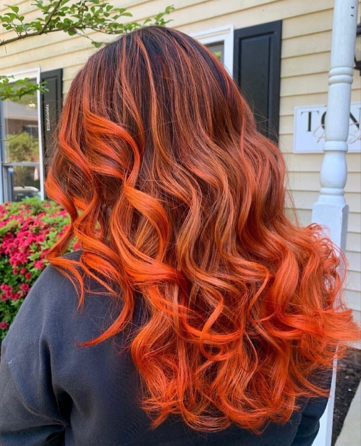 Orange Balayage Hair, Black And Orange Hair, Orange Balayage, Orange Hair Color Ideas, Orange Ombre Hair, Cooper Hair, Pink And Orange Hair, Orange Hair Color, Cheveux Oranges