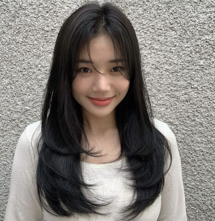 Long Layered Hair Korean Style, Korean Layered Hair Straight, Layers For Medium Length Hair Asian, Asian Mid Length Hair With Layers, Long Layers Asian Hair, Asian Layered Hair Medium, Layered Hair Asian, Bangs Asian Hair, Asian Long Hair Cuts With Layers