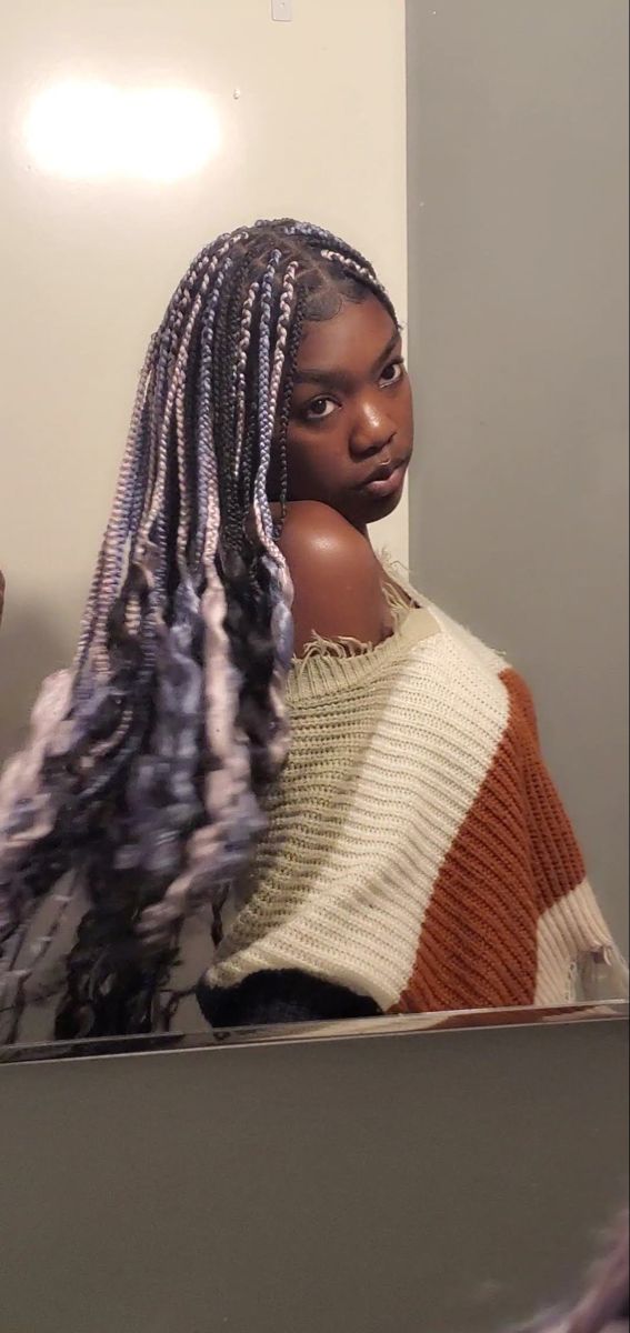 Ombre Peekaboo Braids, Box Braids In Different Colours, Short Colored Braids, Skunk Hair Braids, Braiding Hair Color Combos, Blonde Blue Braids, French Curls Braids Color Combo, Colour Combos For Braids, Green Braids Black Women