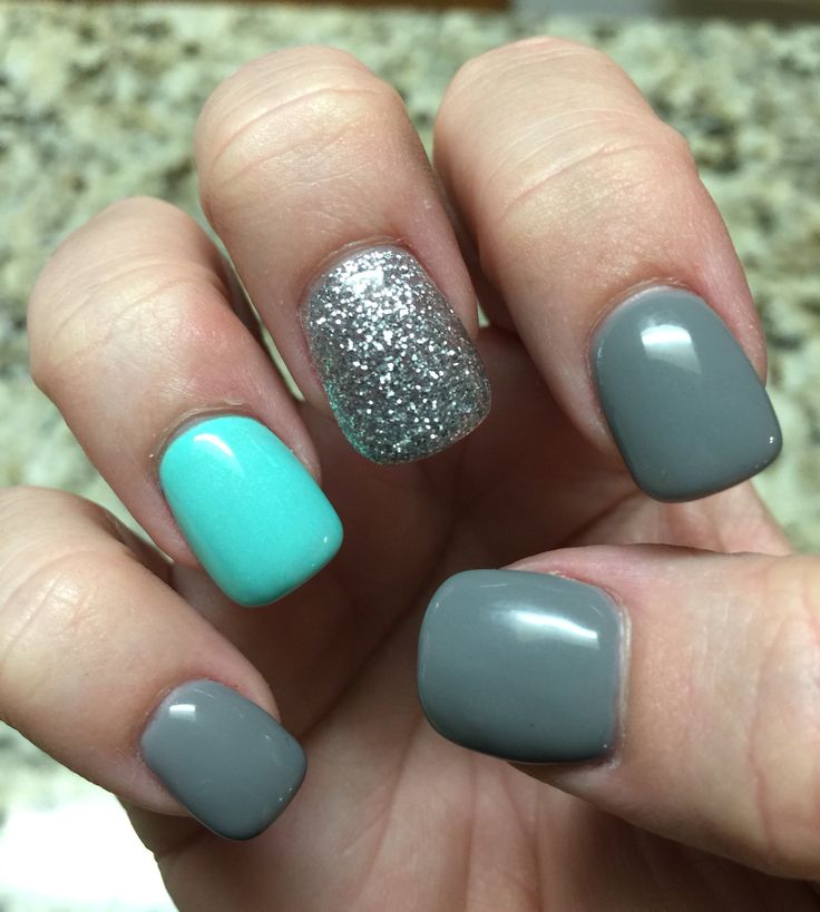 Grey, glitter and turquoise nails! Grey And Teal Nails, Gray And Turquoise Nails, Teal And Silver Nails, Teal And Gray Nail Designs, Teal Silver Nails, Teal With Glitter Nails, Nails Prom, Teal Nails, Turquoise Nails