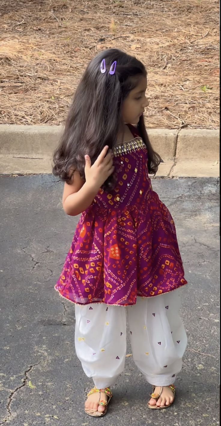 Frocks Design For Girl, Indian Outfits For Kids Girl, Dress Patterns For Girls Simple, Frock For Girls Kids, Toddler Indian Outfit Girl, Wedding Outfit For Girls Kids, Saree Dress For Girls Kids, Baby Girl Navratri Outfit, Suit Design For Kids Girl